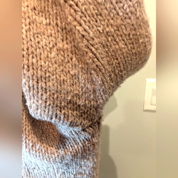 Wool zip up Cardigan jacket with fleece lining. 100% wool size L by Laundromat - Picture 8 of 11